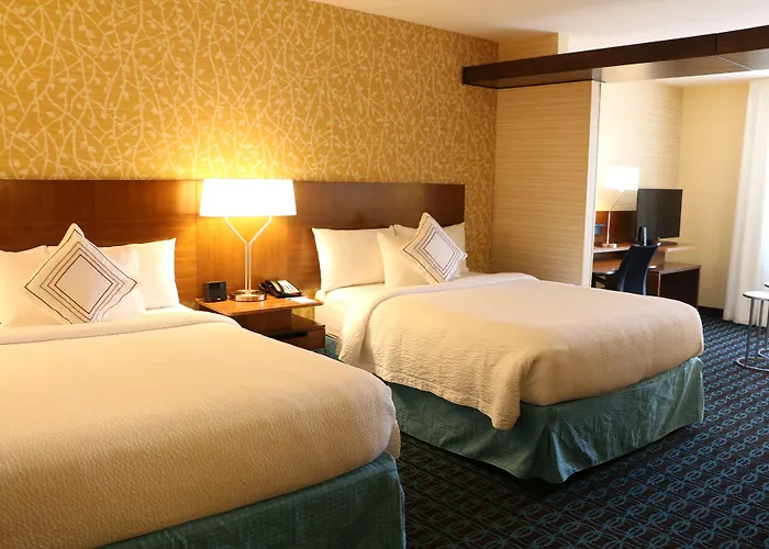Fairfield Inn & Suites By Marriott Dallas Plano North